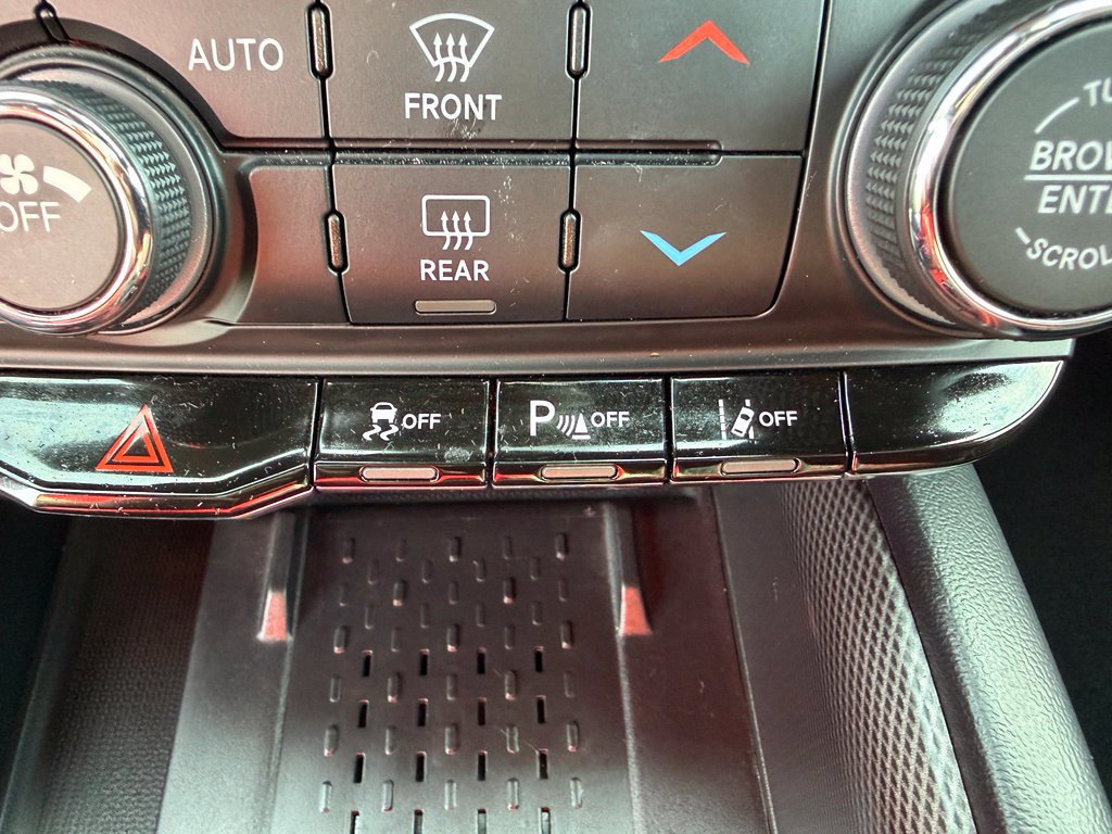 Used 2025 Dodge Durango GT AWD/4WD image 11