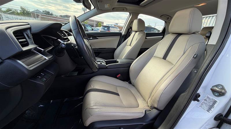 Used 2020 Honda Civic Touring image 23