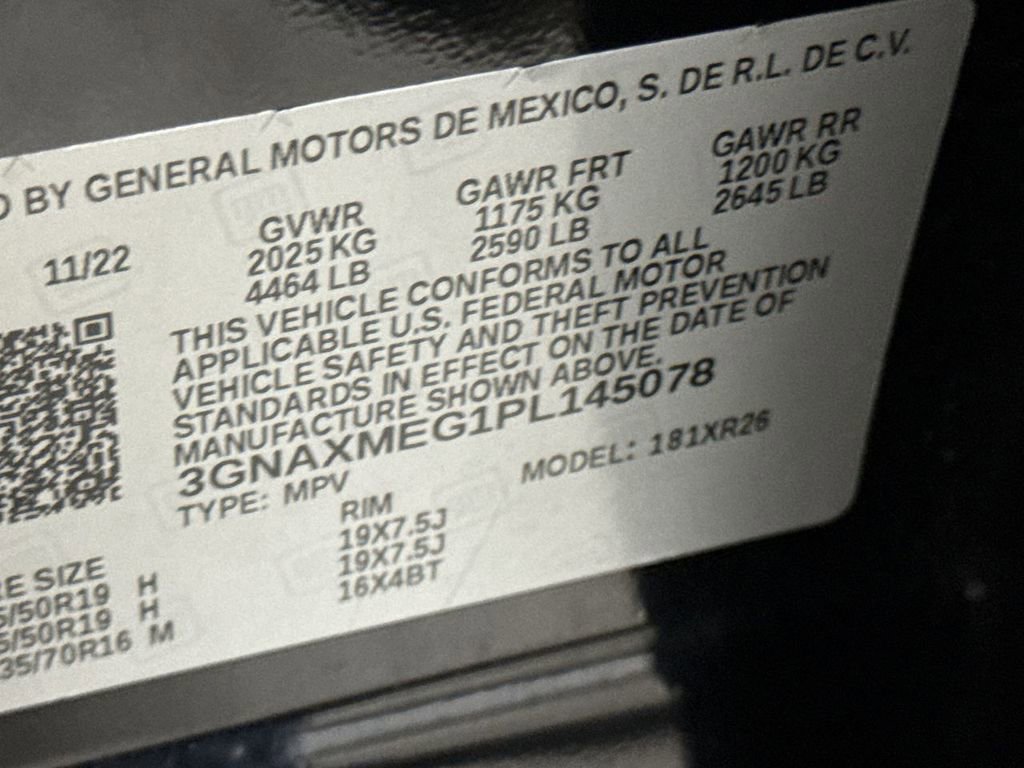 Used 2023 Chevrolet Equinox RS image 28