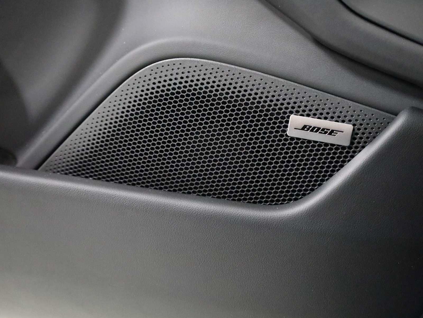 New 2026 Porsche Taycan AWD/4WD image 17