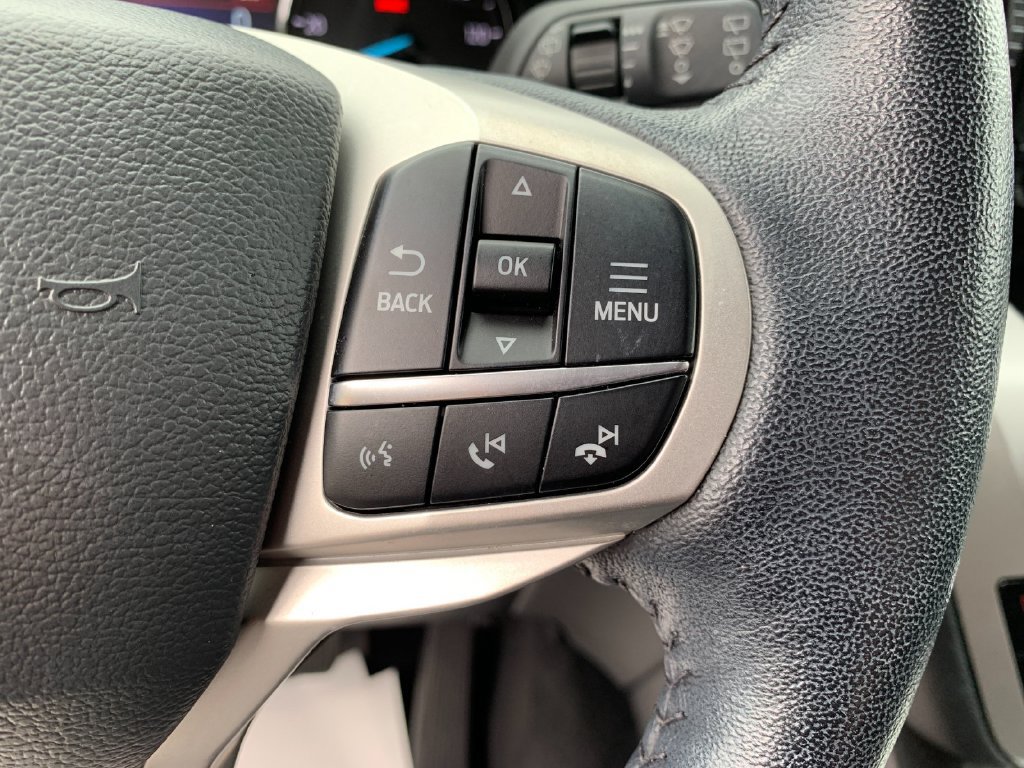 Used 2023 Ford Explorer XLT w/ Equipment Group 202A AWD/4WD image 30