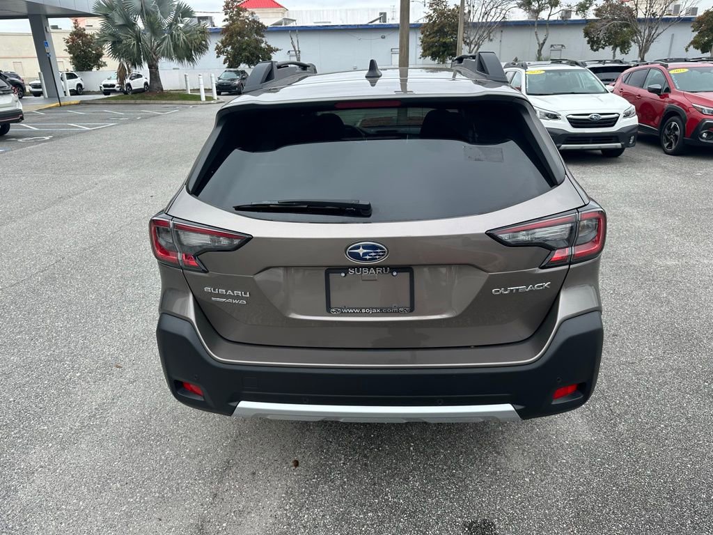 Used 2023 Subaru Outback Limited image 6