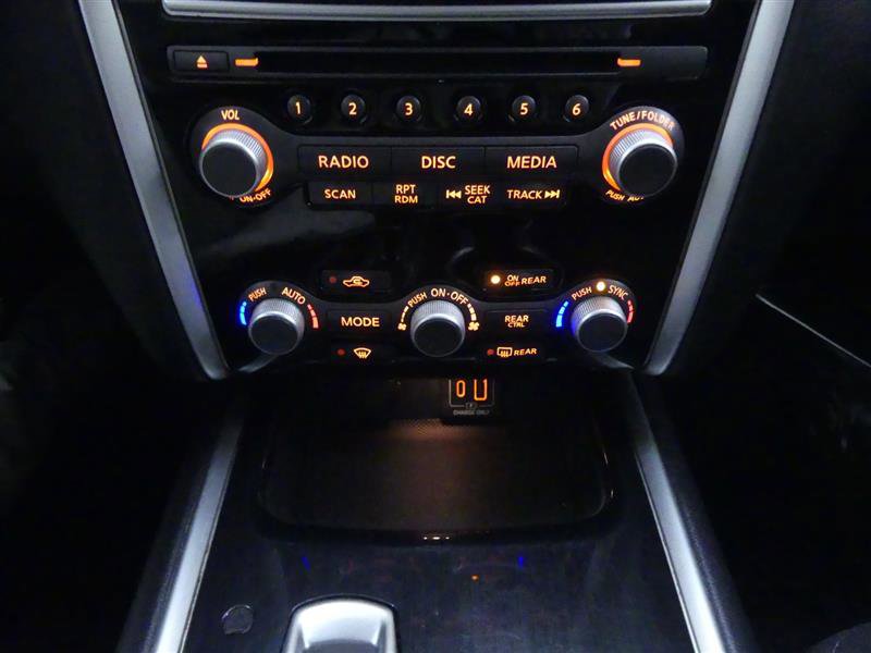 Used 2019 Nissan Pathfinder SV image 15