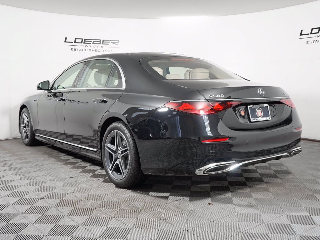 New 2027 Mercedes-Benz S 580 4MATIC Sedan image 3