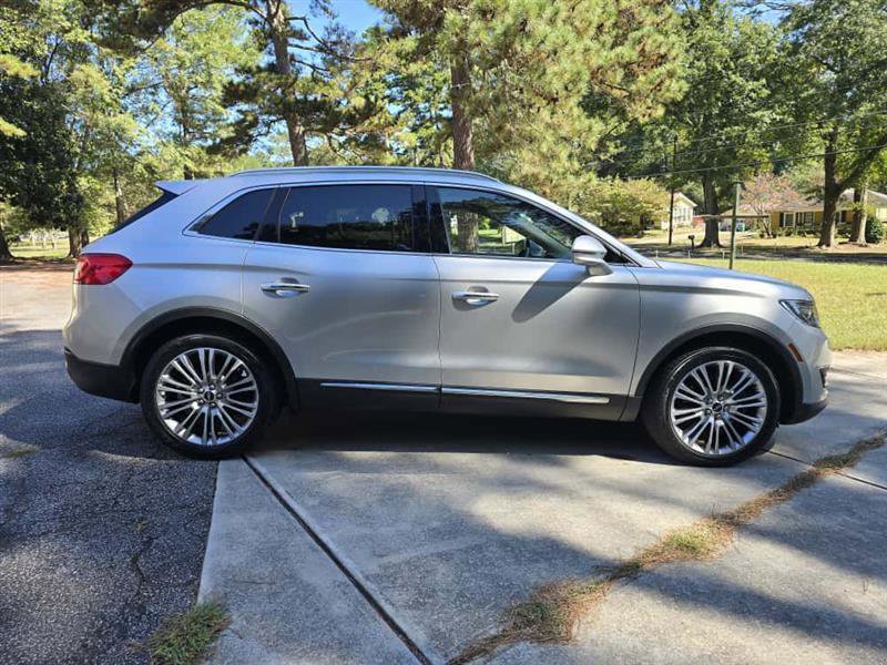 Used 2017 Lincoln MKX Reserve w/ Lincoln MKX Climate Package image 38