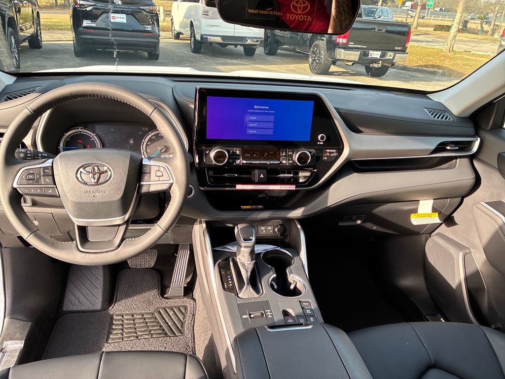 New 2026 Toyota Highlander XLE image 19