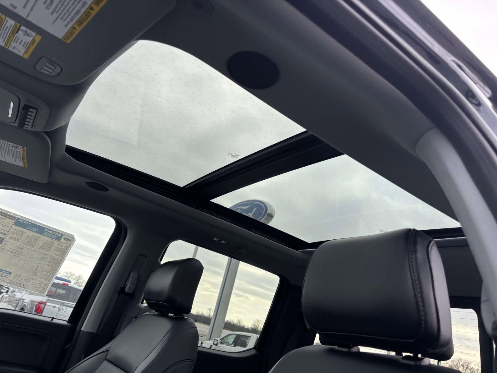 New 2025 Ford F250 Lariat w/ Lariat Ultimate Package image 27