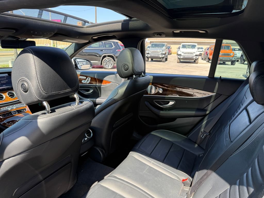Used 2019 Mercedes-Benz E 450 4MATIC Wagon w/ Premium Package image 37
