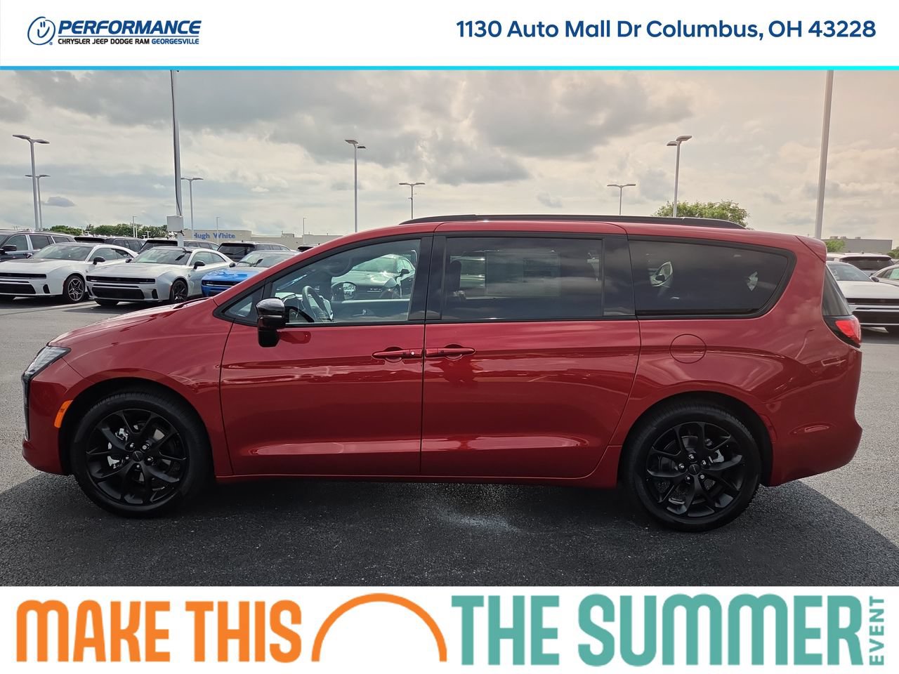 New 2027 Chrysler Pacifica Limited w/ S Appearance Package FWD image 4