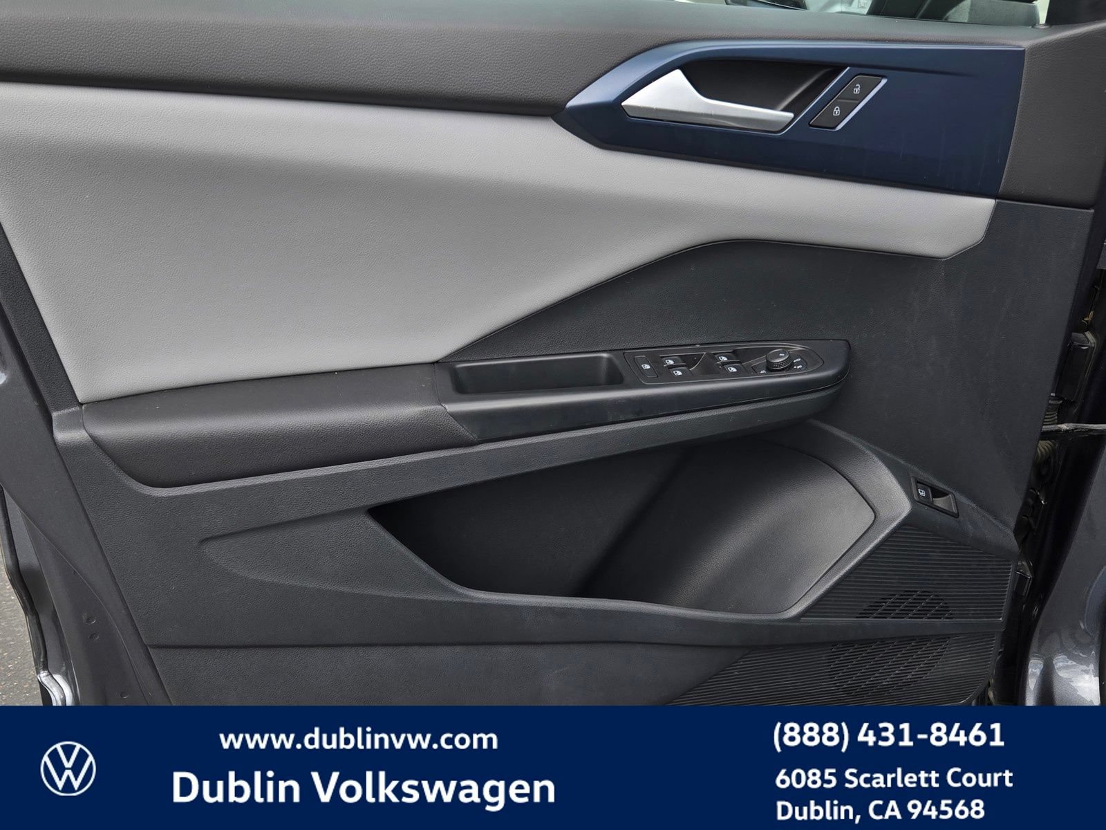 Certified 2023 Volkswagen Taos SE w/ Panoramic Sunroof Package FWD image 10