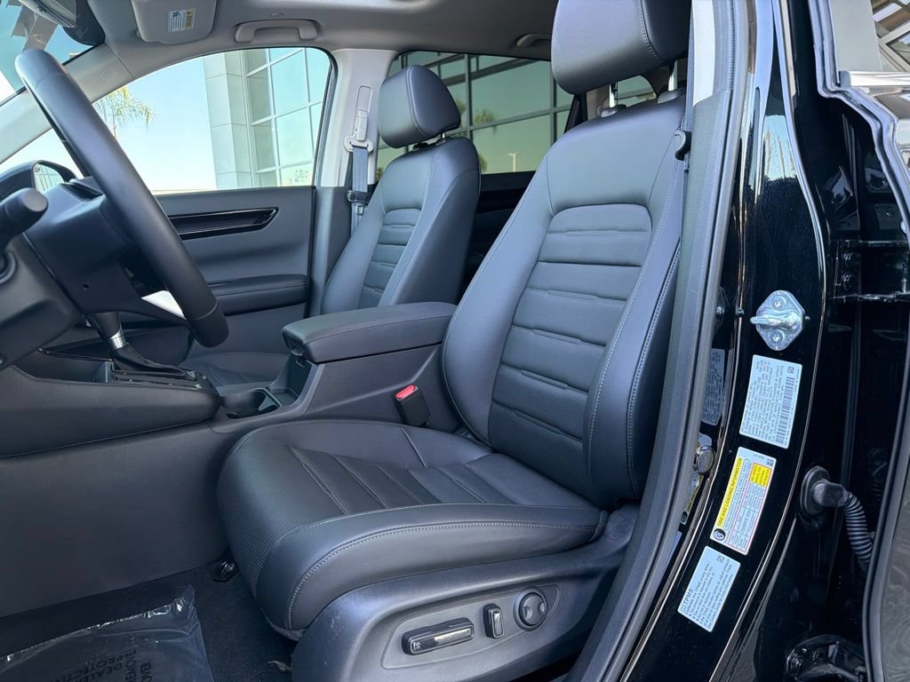 Used 2025 Honda CR-V EX-L image 10