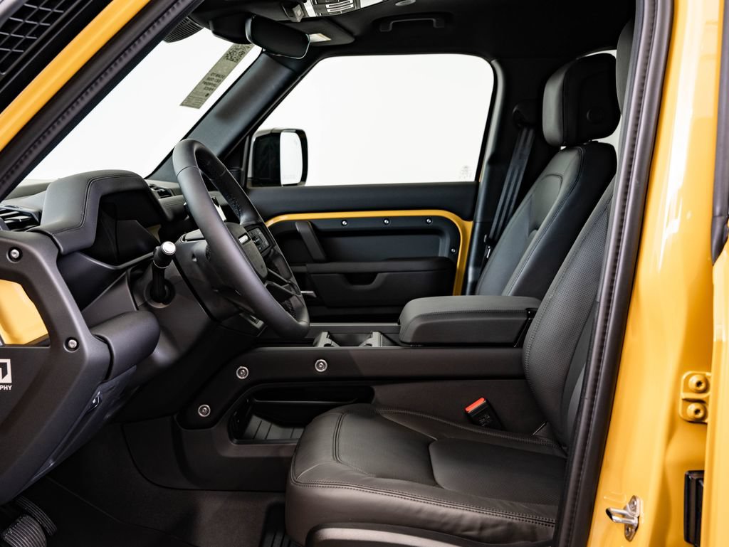 New 2026 Land Rover Defender 110 Trophy Edition AWD/4WD image 25