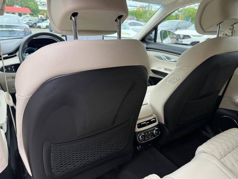 Used 2024 Genesis GV70 3.5T Sport w/ Sport Prestige Package AWD/4WD image 40