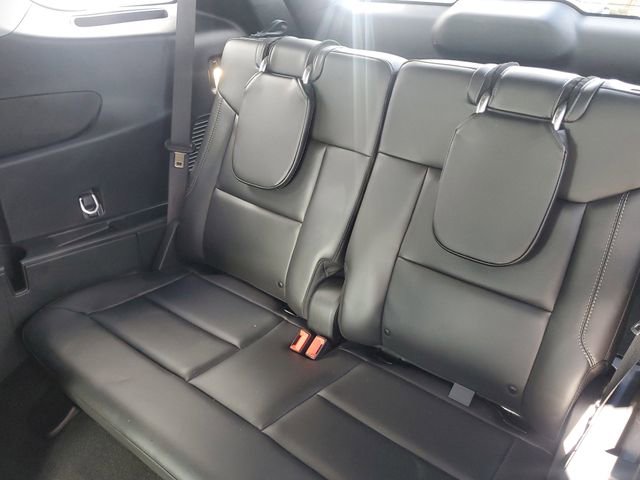 Certified 2024 Ford Explorer XLT w/ Equipment Group 202A AWD/4WD image 25