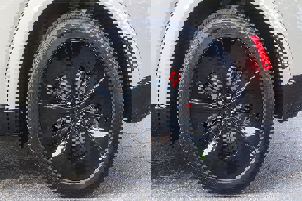 New 2025 Ford Mustang Mach-E GT image 10