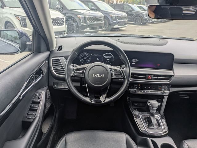 Used 2024 Kia Seltos EX FWD image 16