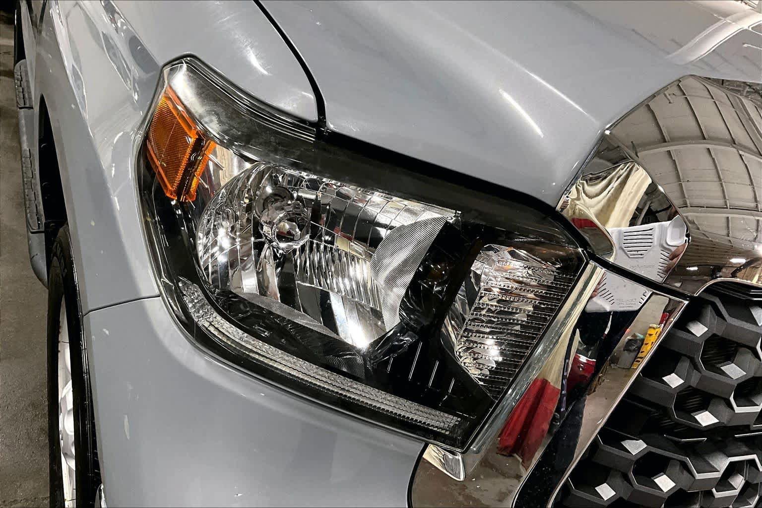 Certified 2021 Toyota Tundra SR5 AWD/4WD image 28