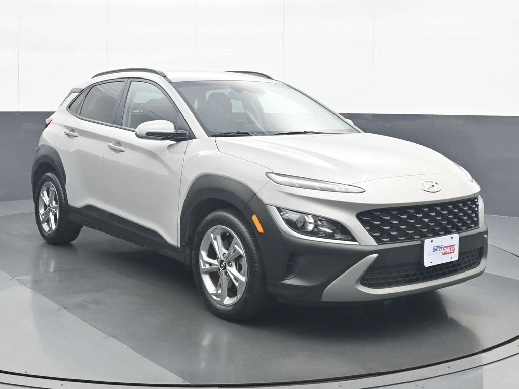 Used 2023 Hyundai Kona SEL w/ Cargo Package image 9