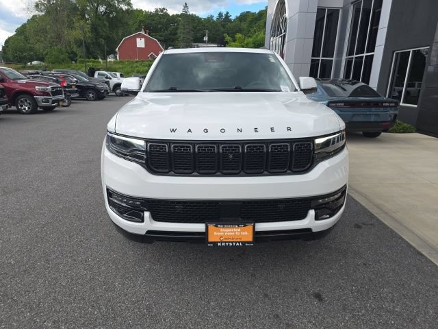 Used 2022 Jeep Wagoneer Series I AWD/4WD image 2