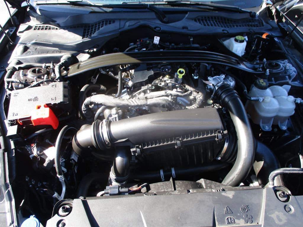 Used 2024 Ford Mustang Convertible image 18