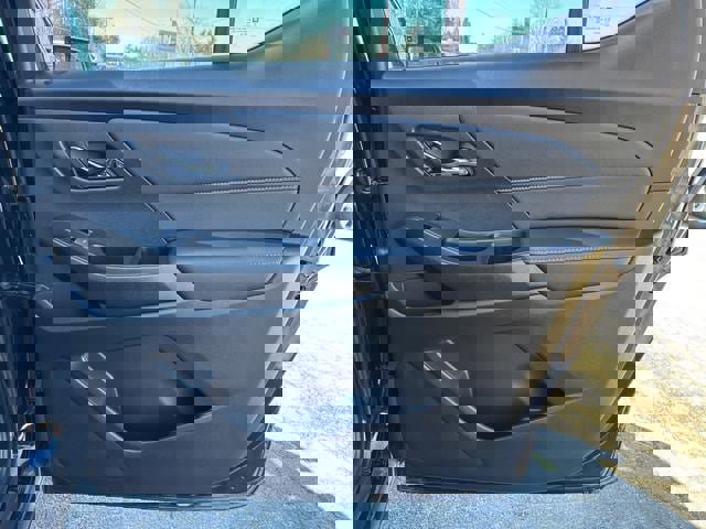 Used 2023 Chevrolet Traverse LT w/ LPO, Floor Liner Package image 14