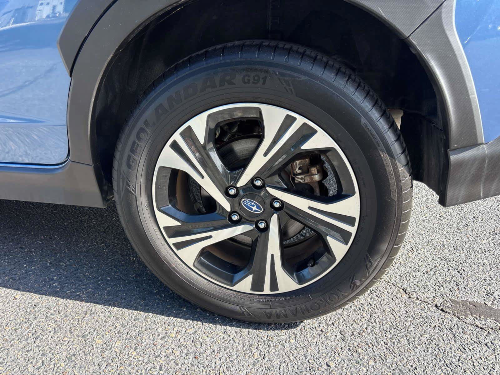 Used 2024 Subaru Crosstrek 2.0i Premium AWD/4WD image 8