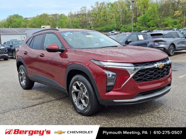 Certified 2024 Chevrolet Trax LT w/ Driver Confidence Package FWD video 2