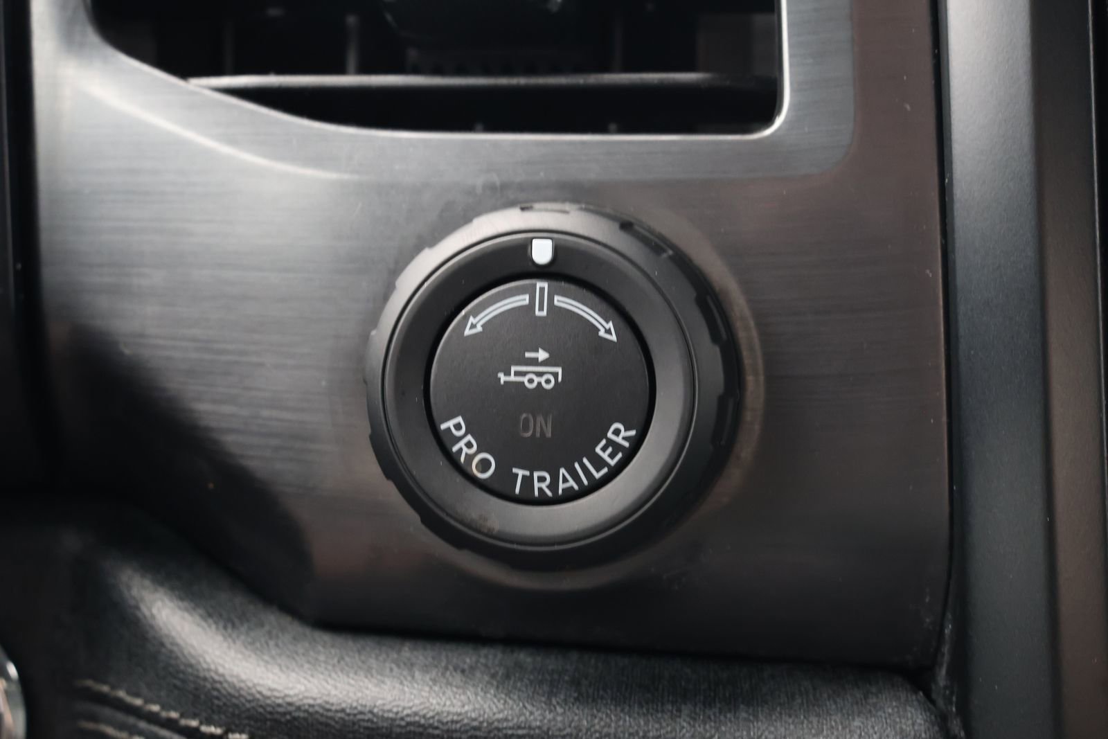 Used 2024 Ford F150 Lightning Flash image 25