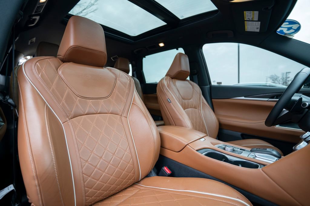 Used 2025 INFINITI QX60 Autograph w/ Cargo Package image 18