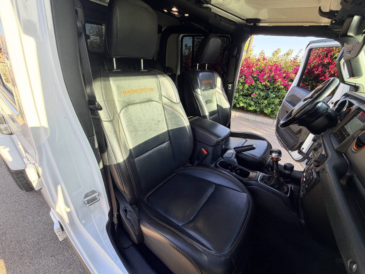 Used 2021 Jeep Gladiator Mojave AWD/4WD image 22