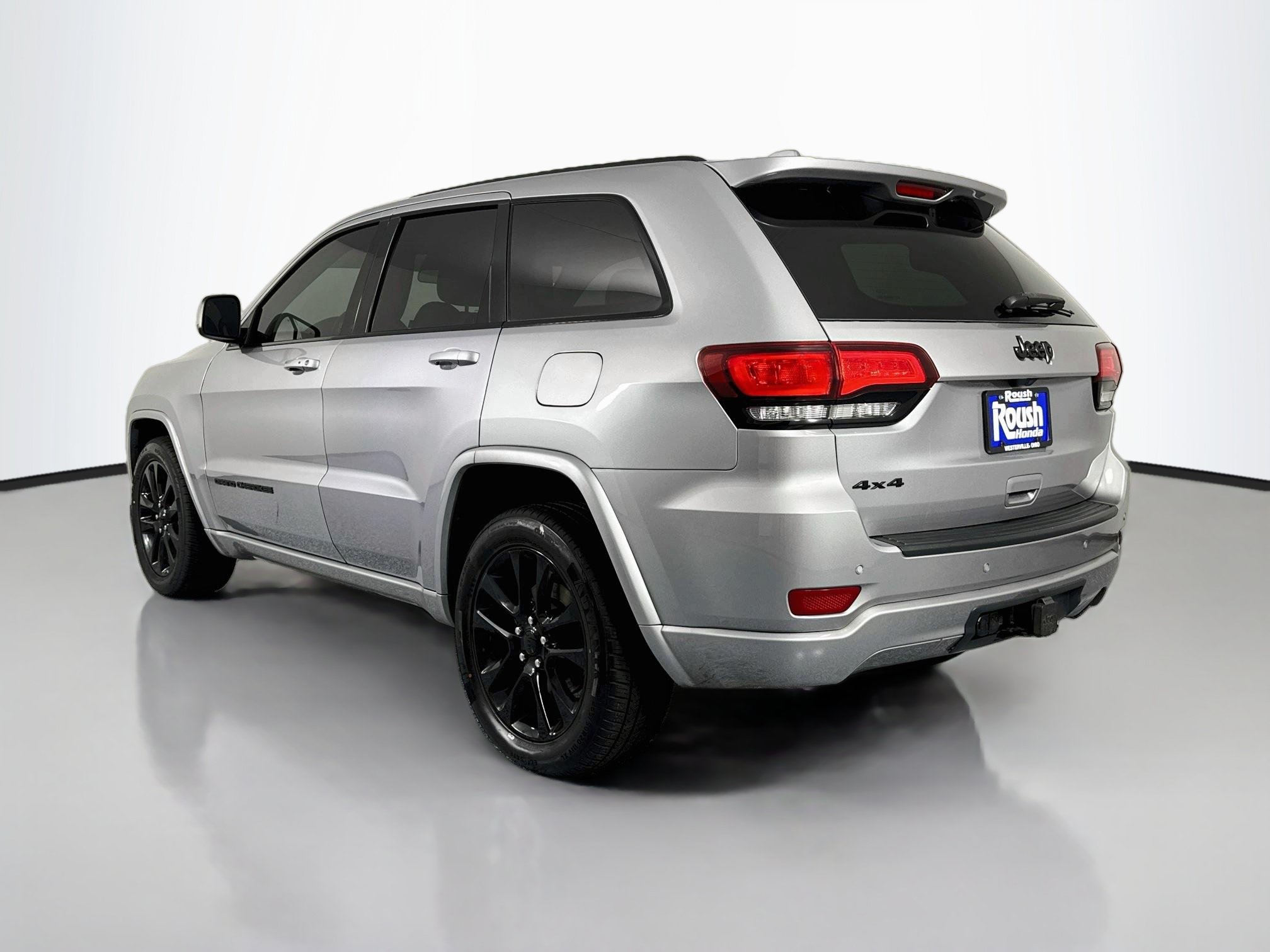 Used 2021 Jeep Grand Cherokee Laredo X AWD/4WD image 7