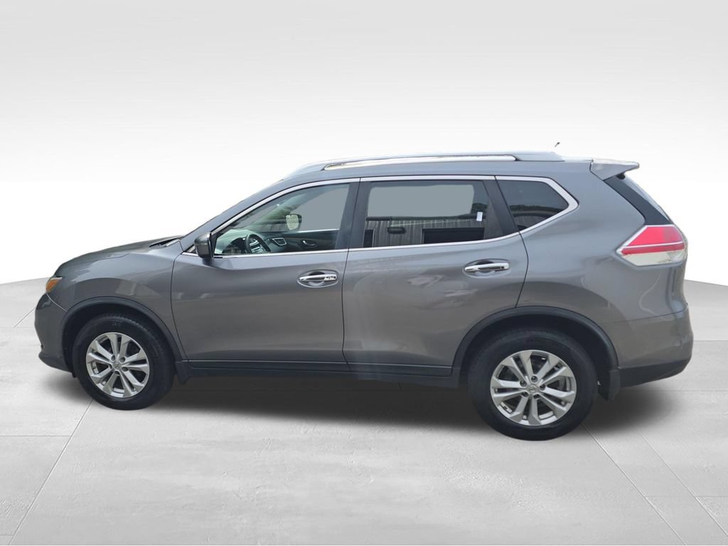 Used 2016 Nissan Rogue SV AWD/4WD image 2