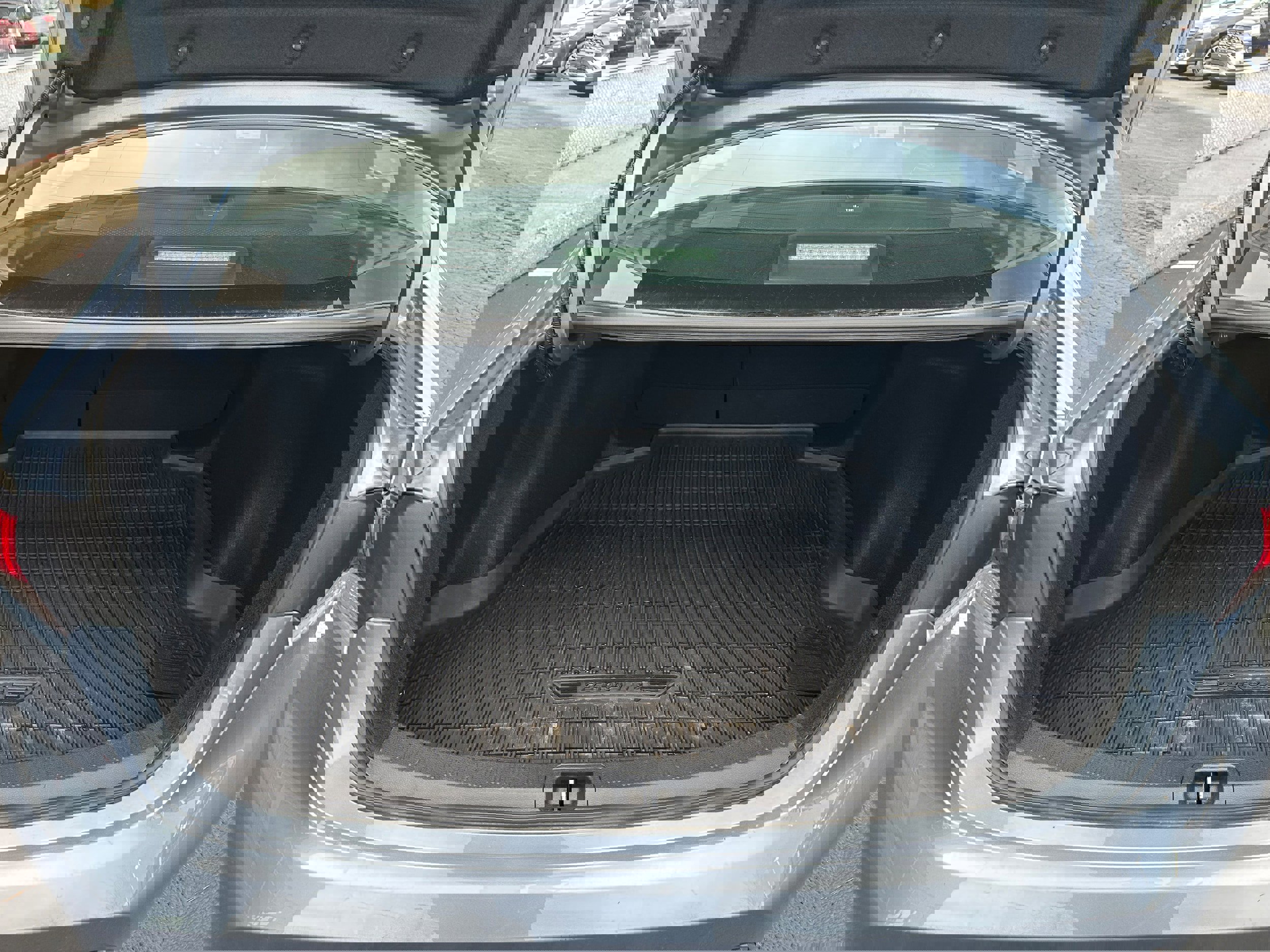 Used 2023 Toyota Corolla SE image 12