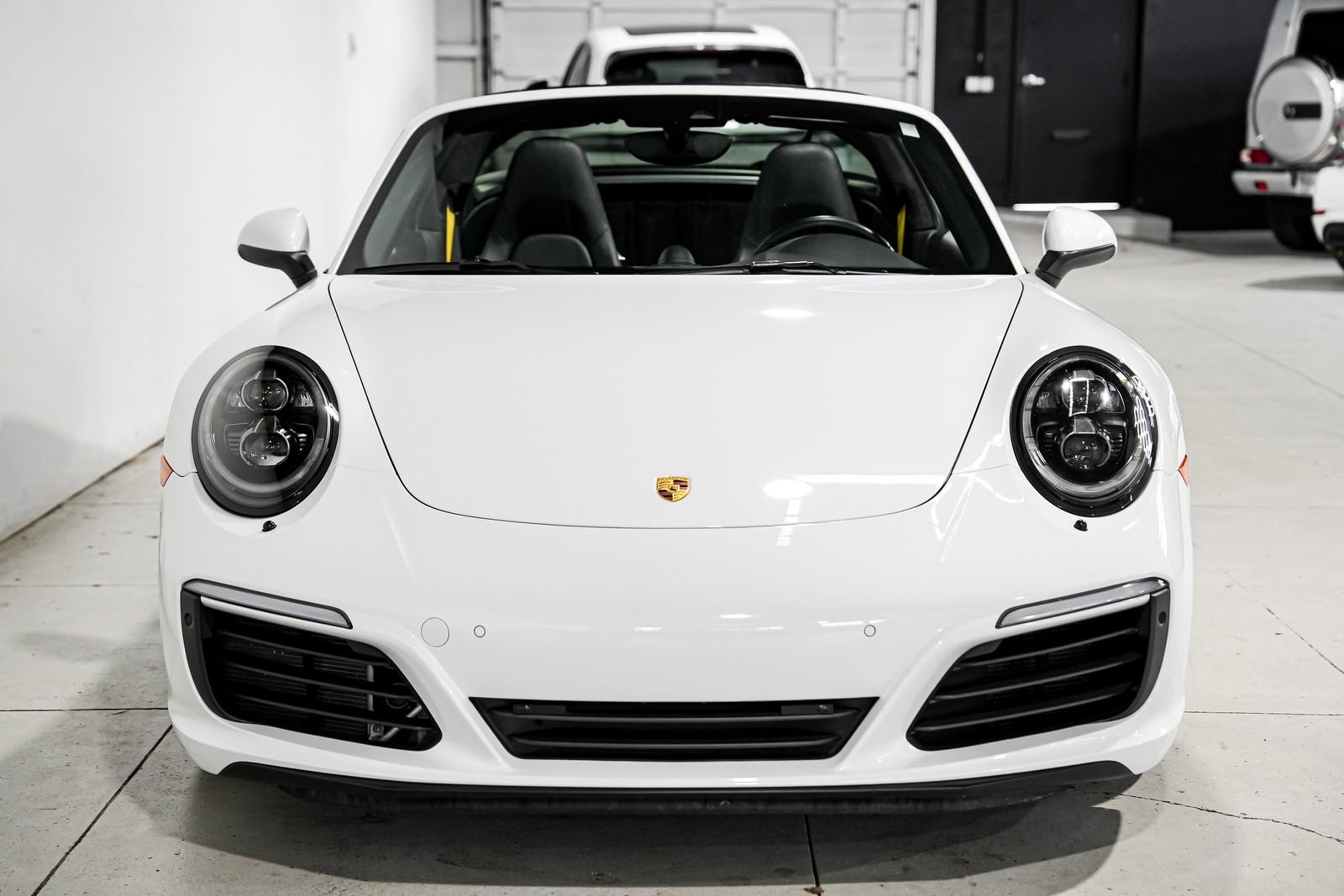 Used 2017 Porsche 911 Targa 4 AWD/4WD image 6