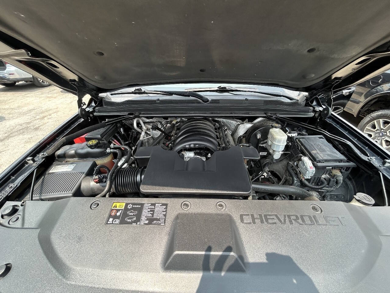 Used 2015 Chevrolet Tahoe LTZ AWD/4WD image 15
