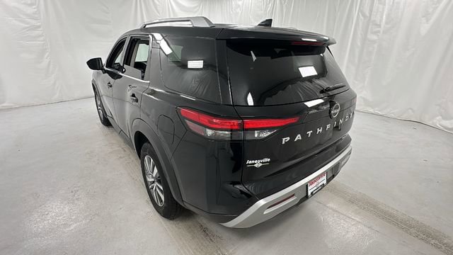 Certified 2025 Nissan Pathfinder SL image 5