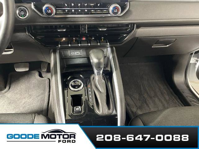 Used 2024 Chevrolet Colorado LT w/ LT Convenience Package II AWD/4WD image 18