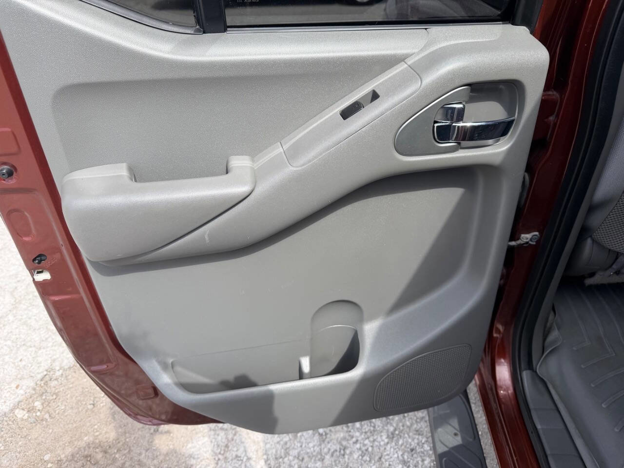 Used 2016 Nissan Frontier SV w/ SV Value Truck Package image 15