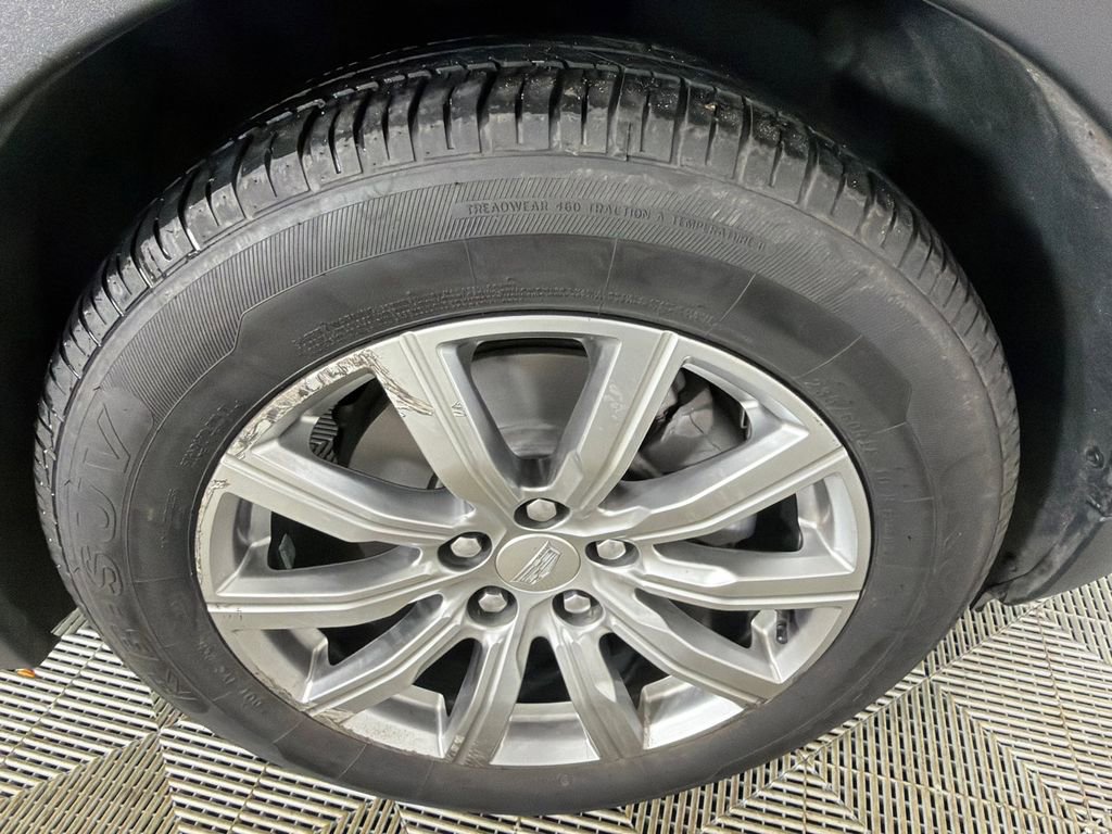 Used 2023 Cadillac XT4 Premium Luxury image 12