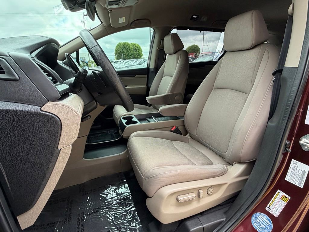 Used 2019 Honda Odyssey EX image 19