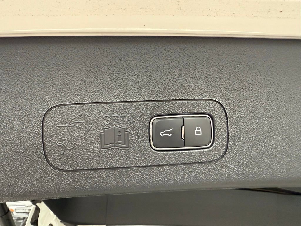 New 2025 Lincoln Aviator Black Label AWD/4WD image 22