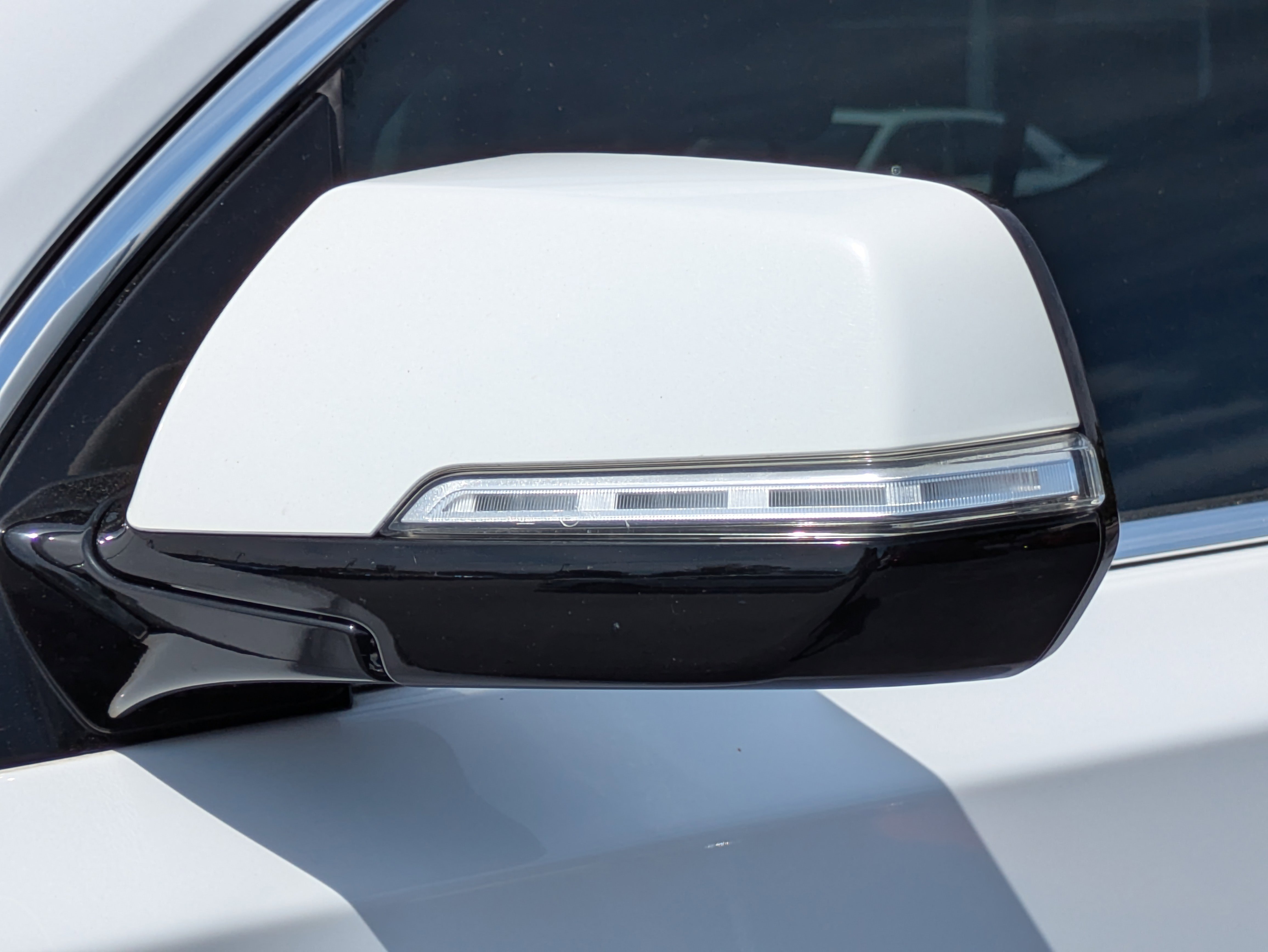 Used 2020 Chevrolet Traverse LT image 34