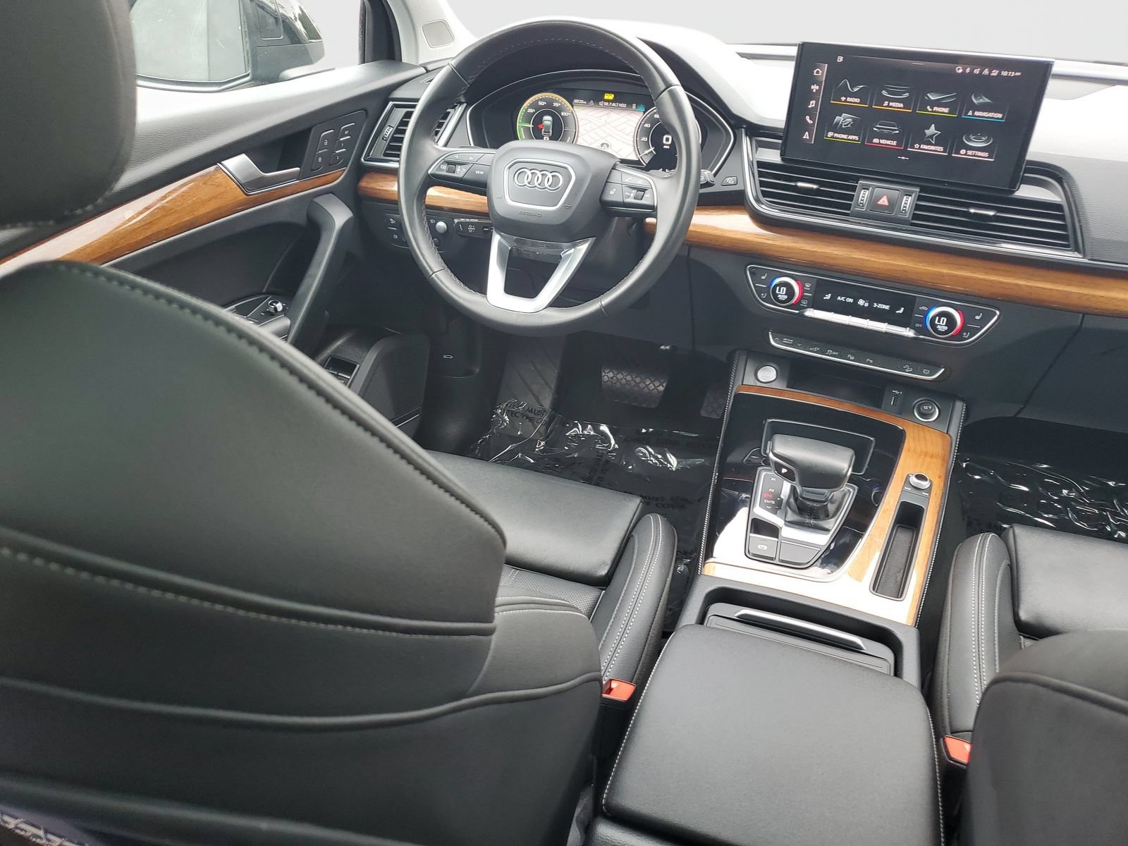 Used 2023 Audi Q5 e Prestige w/ Prestige Package AWD/4WD image 11