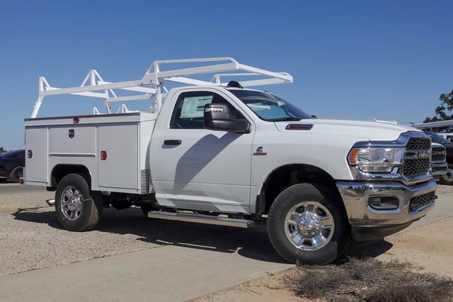 New 2024 RAM 3500 Tradesman w/ Chrome Appearance Group image 5