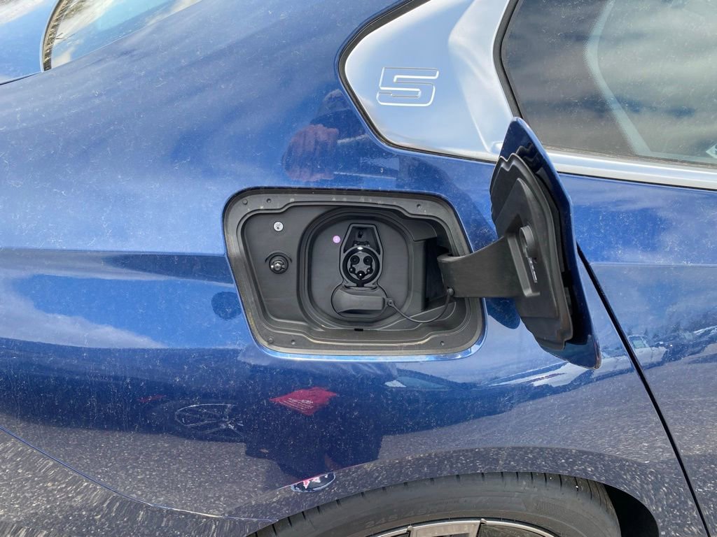 New 2026 BMW i5 eDrive40 AWD/4WD image 14