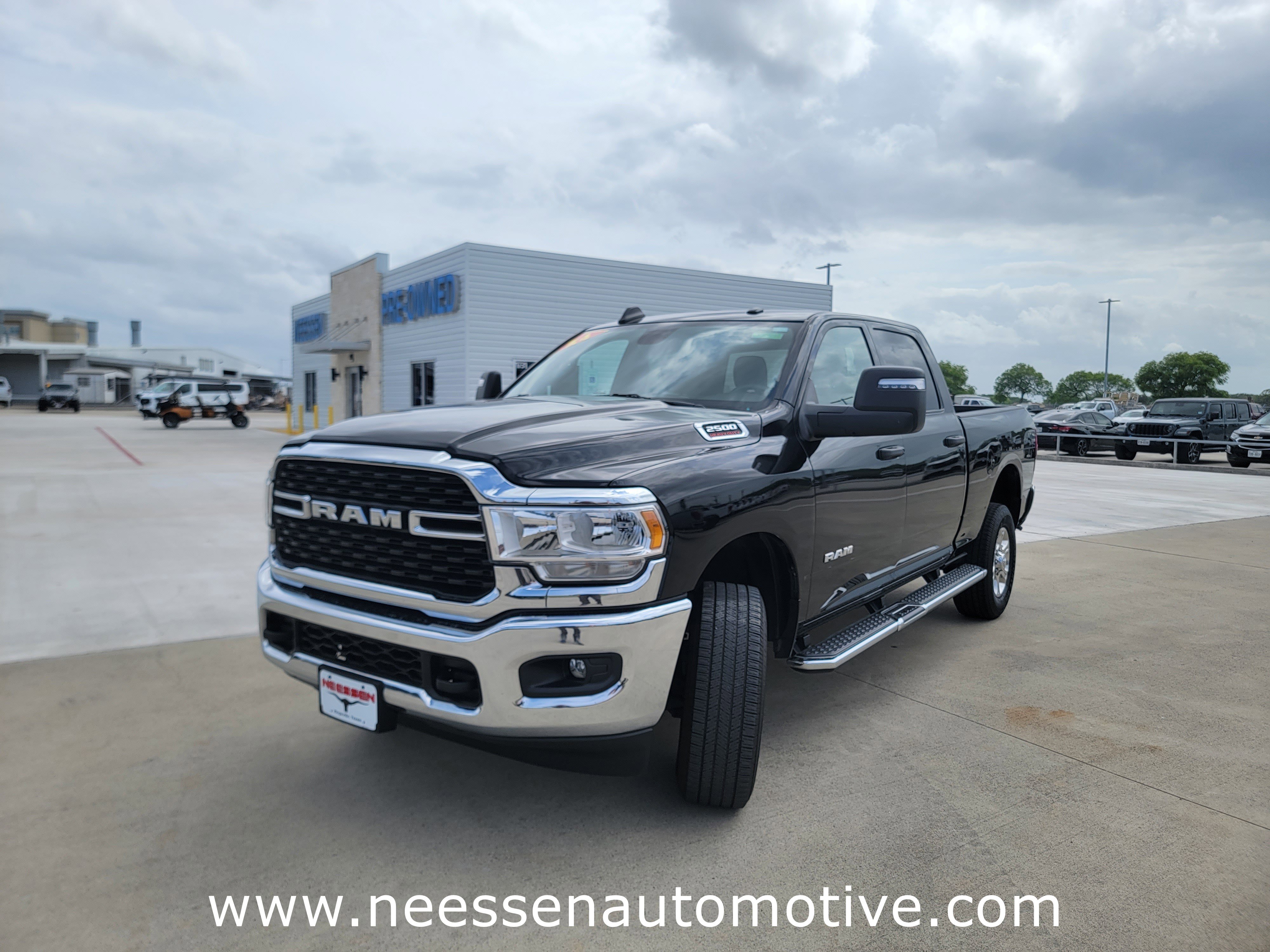 Used 2024 RAM 2500 Big Horn w/ Bed Utility Group AWD/4WD image 3