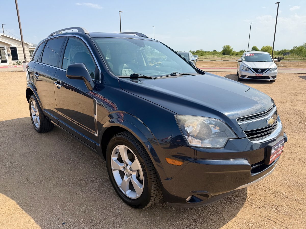 Used 2015 Chevrolet Captiva Sport LT w/ Convenience Package FWD image 3