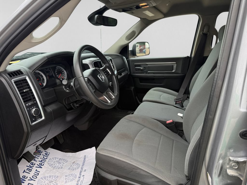 Used 2023 RAM 1500 Classic SLT AWD/4WD image 20