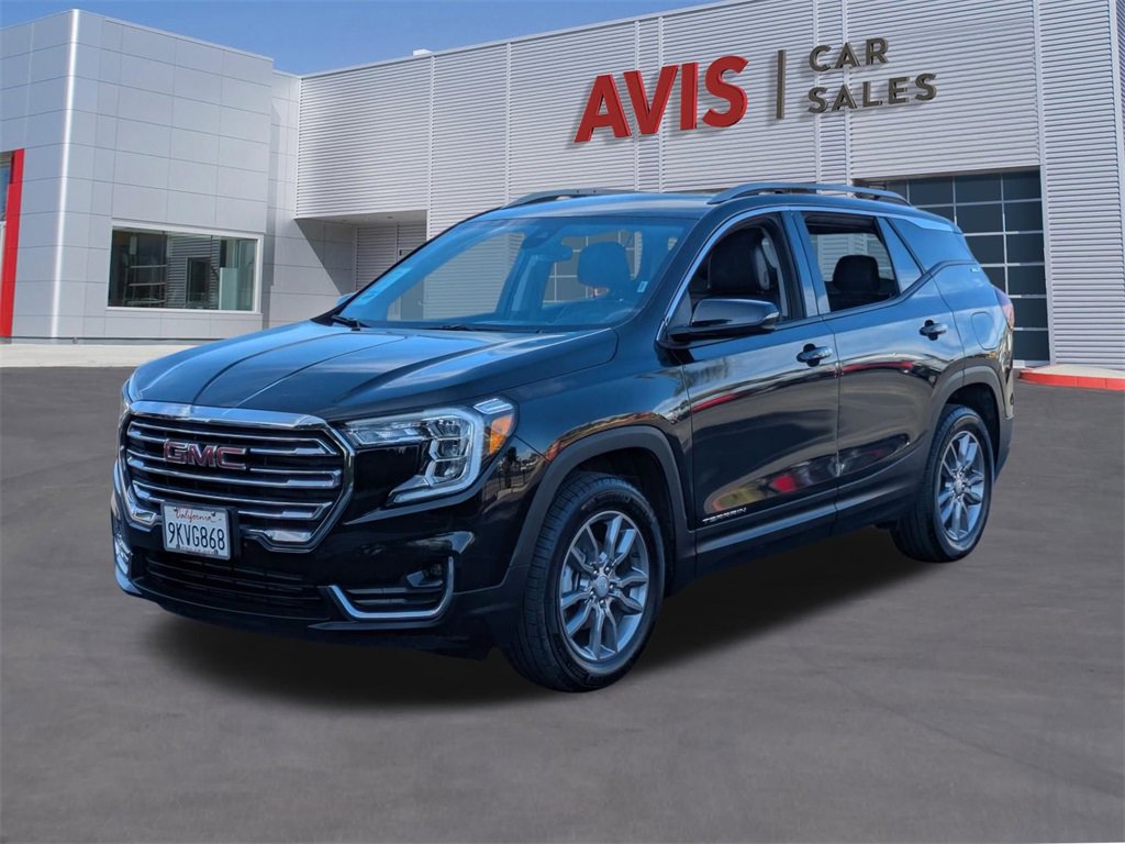 Used 2024 GMC Terrain SLT