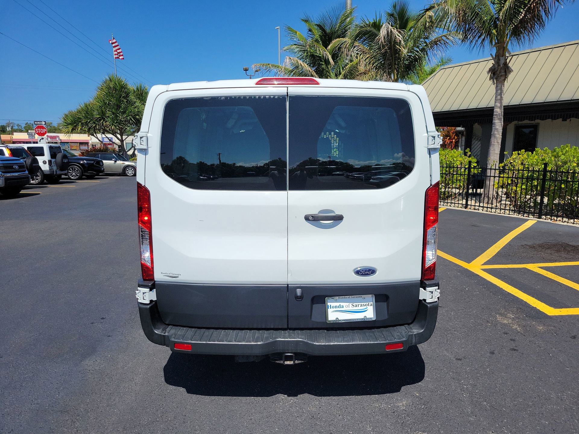 Used 2018 Ford Transit 150 130 Low Roof RWD image 6